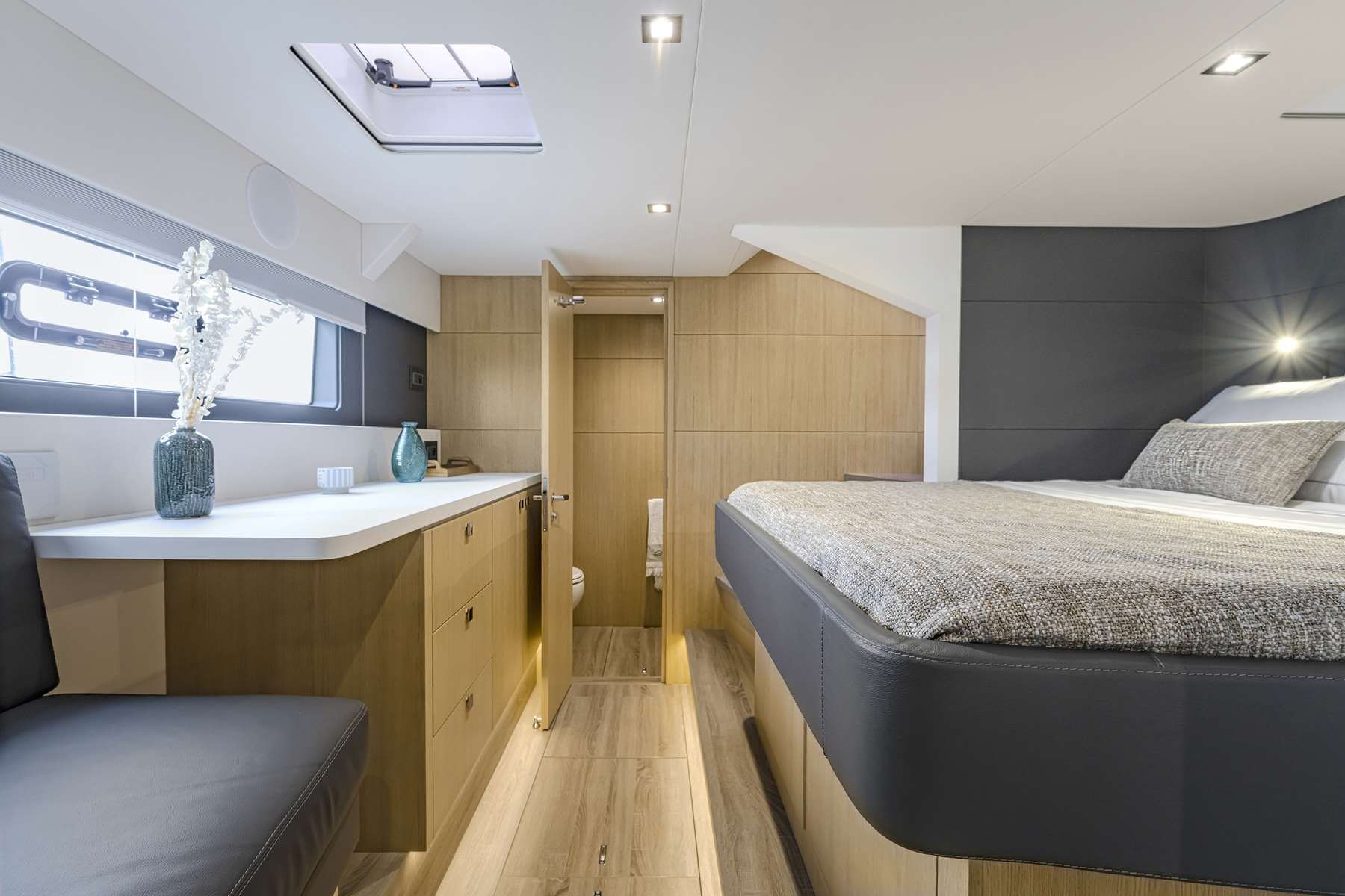 Port forward primary cabin view on Mymlan