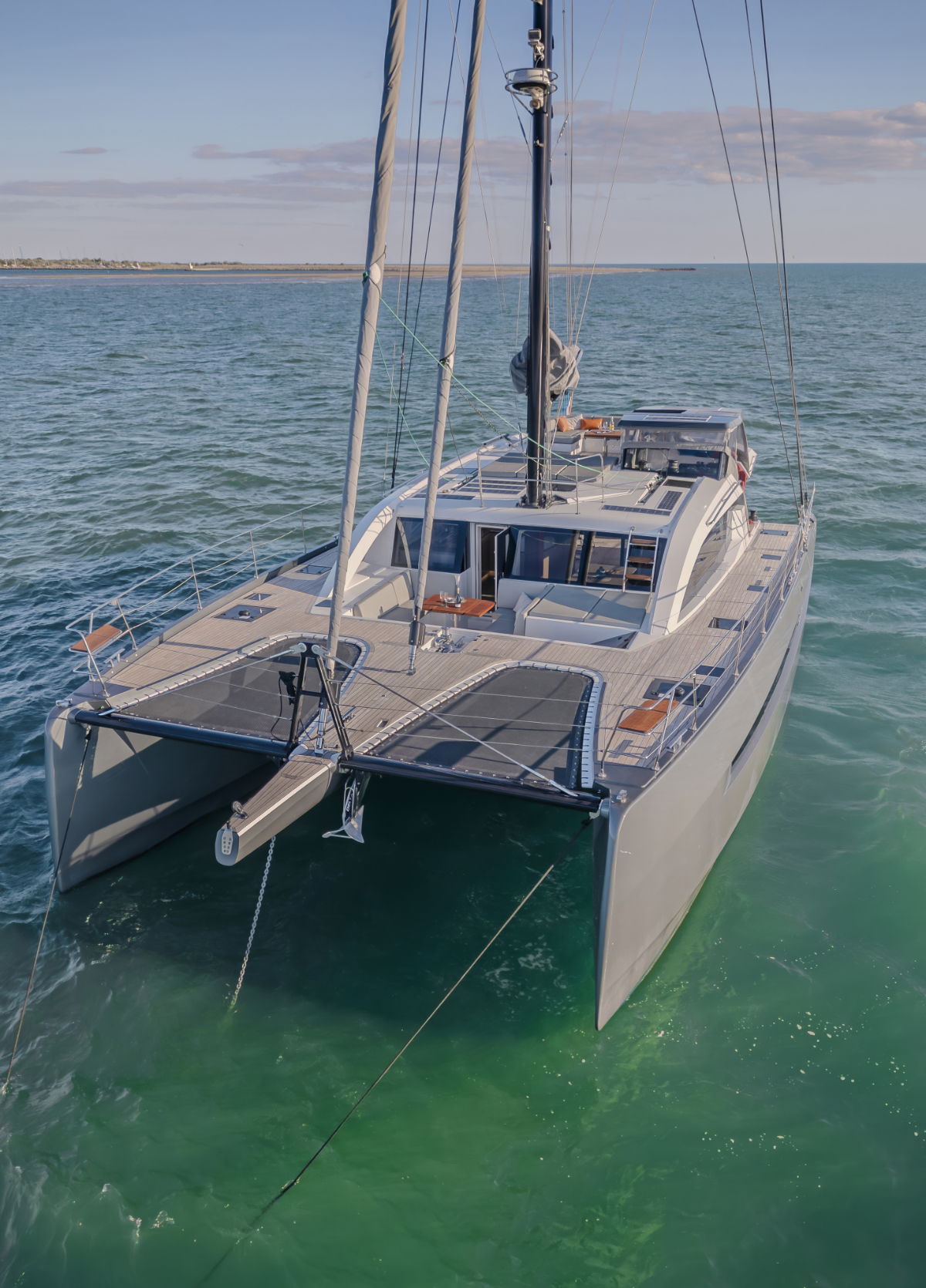 Vessel exterior view