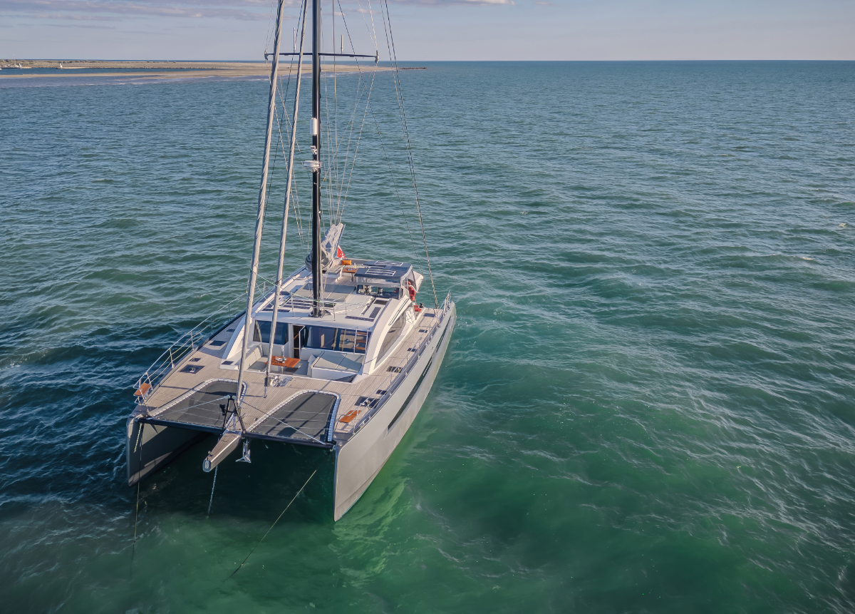 Vessel exterior view